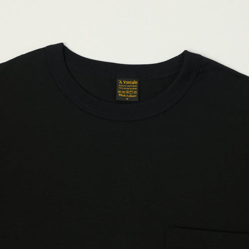A Vontade 'Silket' Athletic T-Shirt - Black