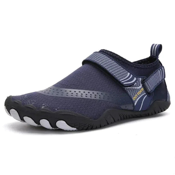 Mandotos breathable double buckle unisex water shoes with slip-on design, ideal for aquatic activities and water sports.