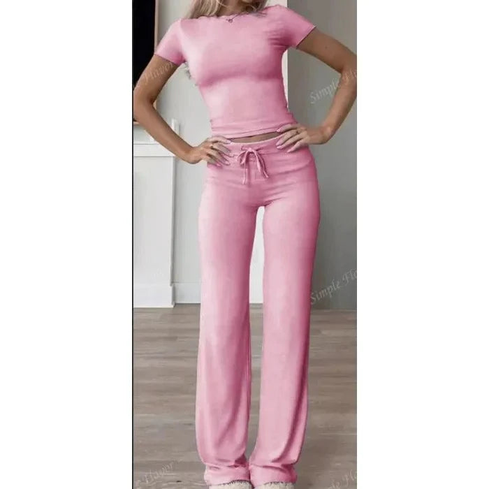 Mandotos casual solid 2-piece T-shirt and pants set, featuring a comfortable short-sleeve top and matching pants in a relaxed fit.