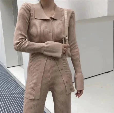 Mandotos chic knit collared ensemble featuring a stylish knit top and matching bottom in soft, cozy fabric.