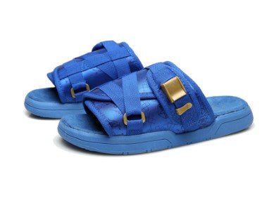 3 / 44