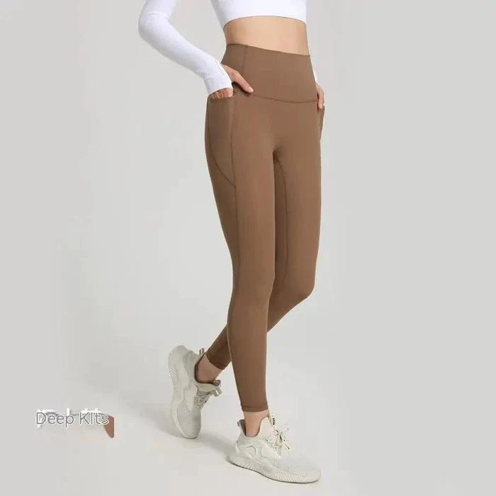 Deep Khaki / M