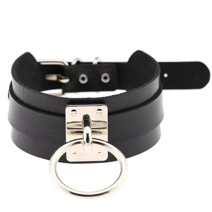 Mandotos edgy leather choker collar with metal hardware, stylish accessory for fashion or alternative look.