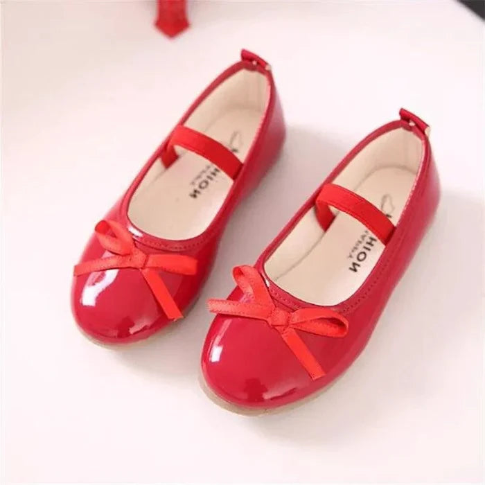 Red / 11