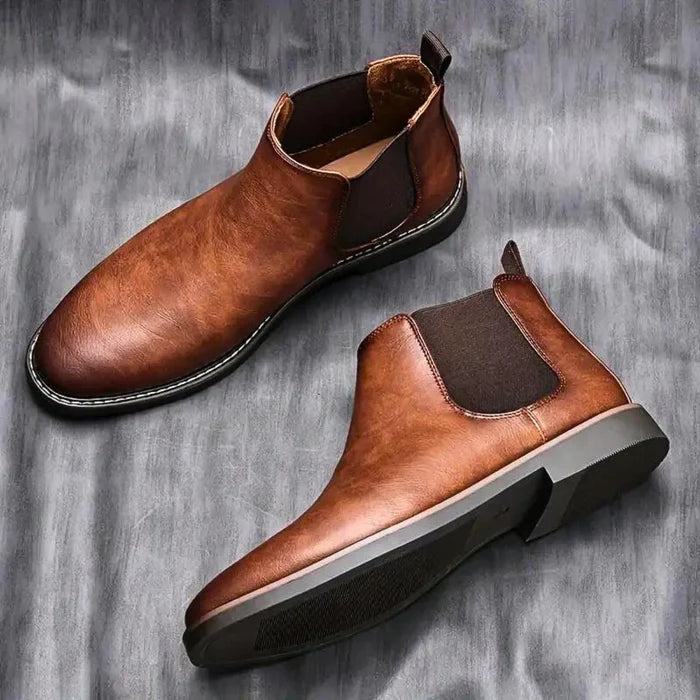 Mandotos Gentleman's Choice leather boots featuring classic design, brown leather, and sturdy sole for stylish men's footwear.