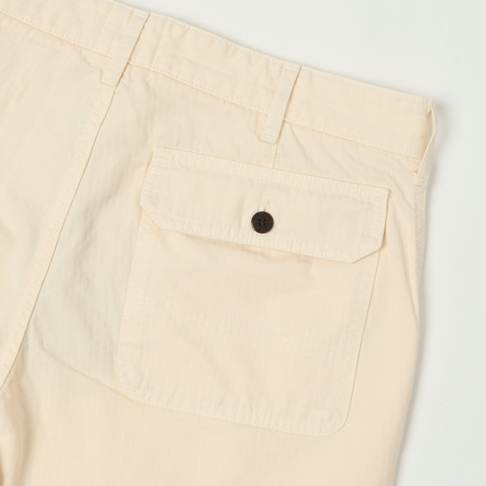 Heimat 'Journey' Herringbone Twill Chinos - Seashell