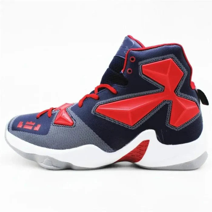 Mandotos high-performance outdoor basketball kicks with durable design and grip, suitable for outdoor courts.