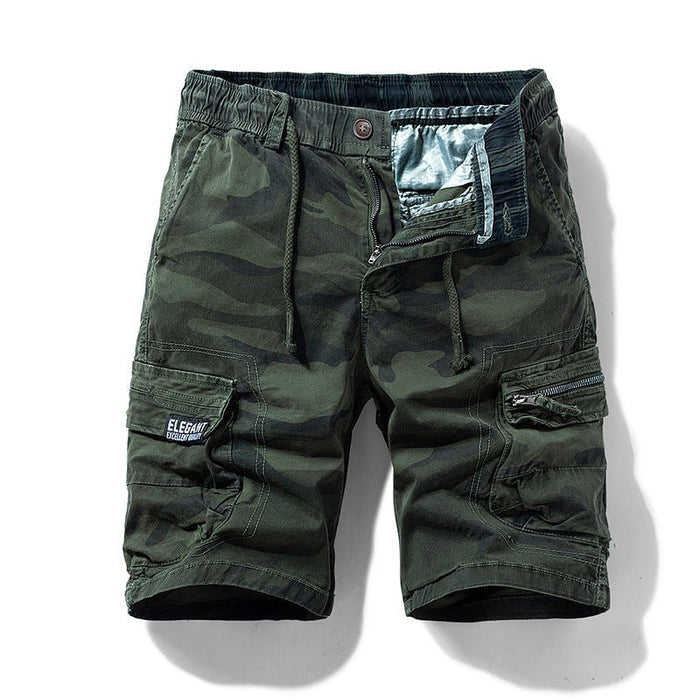 Men's camo street outdoor stretching tooling shorts by Mandotos International, featuring a relaxed fit and camouflage pattern.