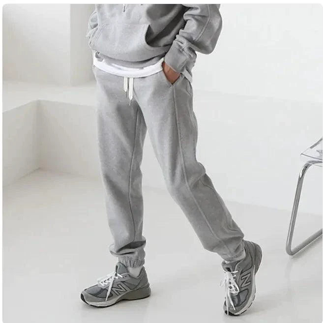 Grey / Medium
