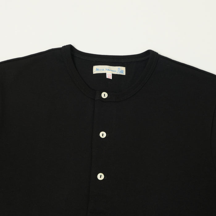 Merz b. Schwanen 'The Originals' 2M07 Short Sleeve Henley - Deep Black