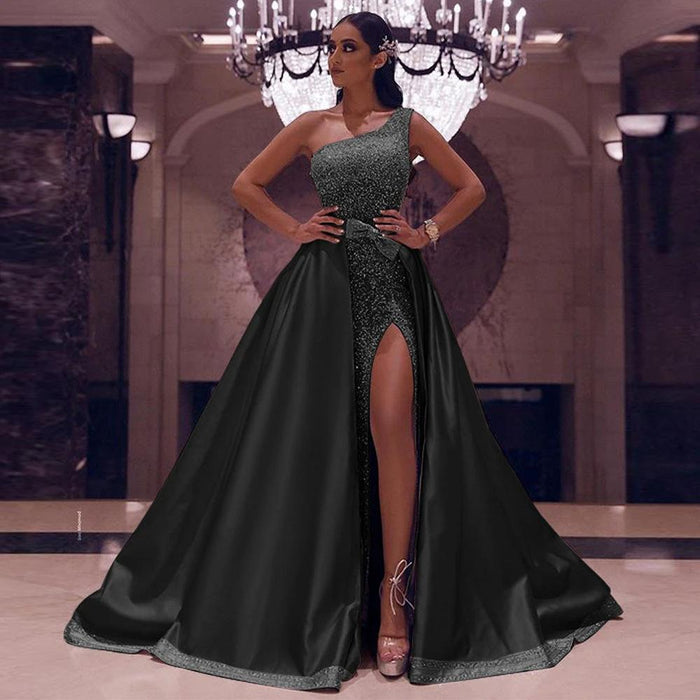 Mandotos one-shoulder evening dress in elegant mopping style, showcasing a sleek, stylish design perfect for formal occasions.