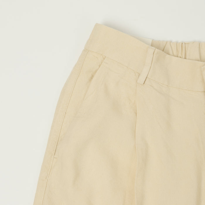NN07 'Kay' Pleated Linen Shorts - Ivory