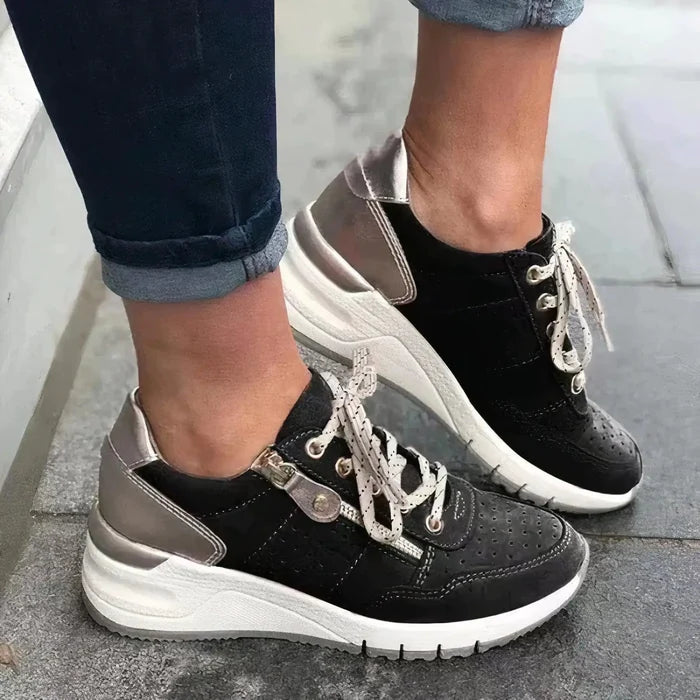 MANDOTOS orthopedic shoes with supportive design, featuring cushioned insoles and sturdy soles for comfortable, everyday wear.