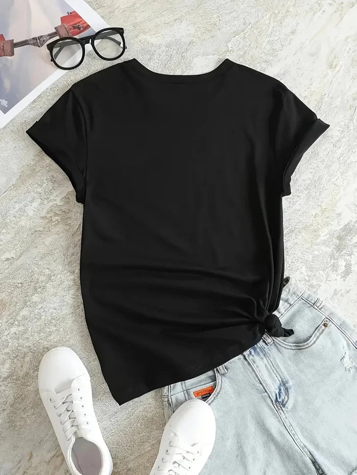 Mandotos International playful heart print junior T-shirt with fun design, ideal for daily outings and casual wear.