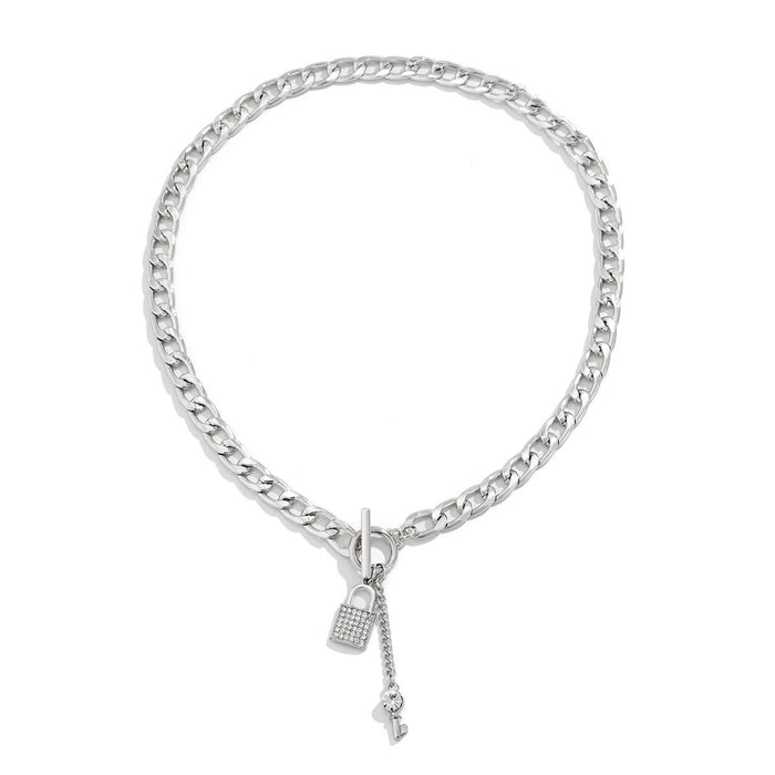 Mandotos thick chain lock and key pendant necklace, trendy fashion jewelry with bold design, showcasing a stylish metal chain and pendant.