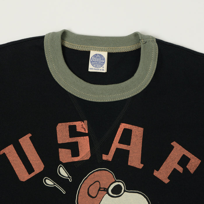 TOYS McCOY 'Snoopy USAF Flying Ace' Ringer T-Shirt - Black