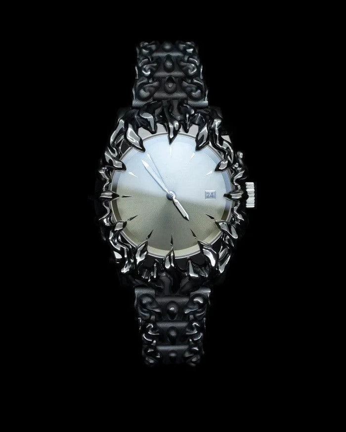 Mandotos unique special-shaped quartz watch with European style, featuring a distinctive design and elegant watch face.