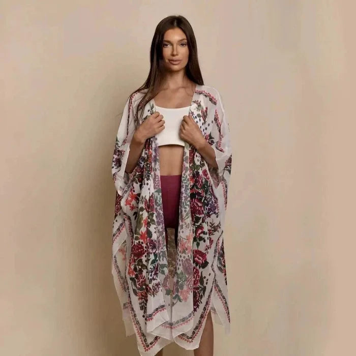 Mandotos Urban Blossom Kimono with floral pattern, lightweight fabric, and relaxed fit, perfect for casual wear or layering.