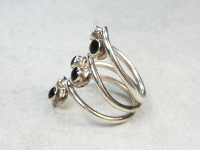 Vintage Sterling Silver Black Enamel Ring - Twisted Boho Style - Size 7