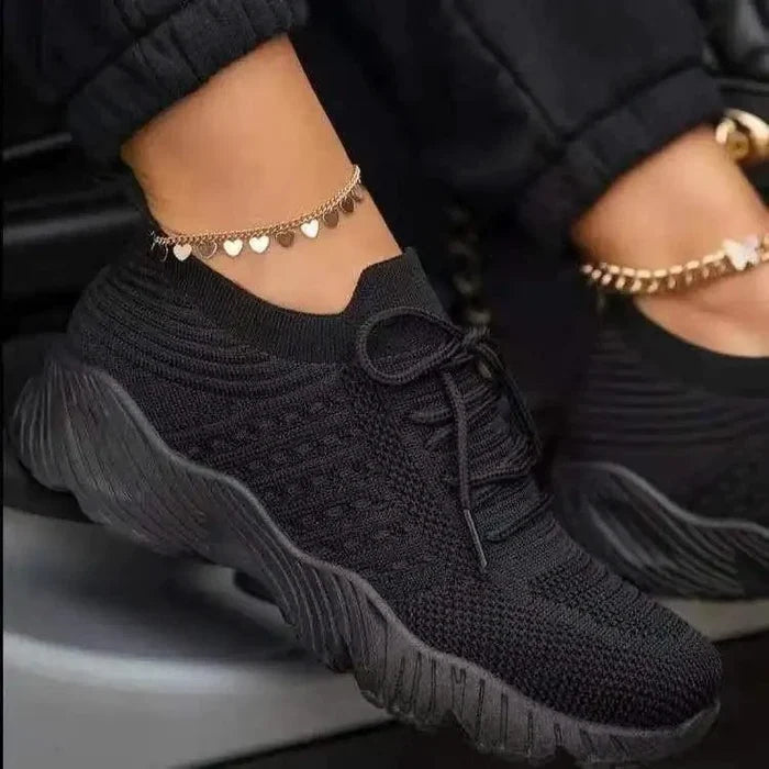 Black / 35