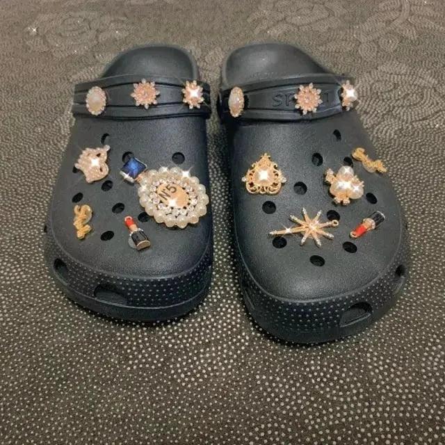 Black / 37