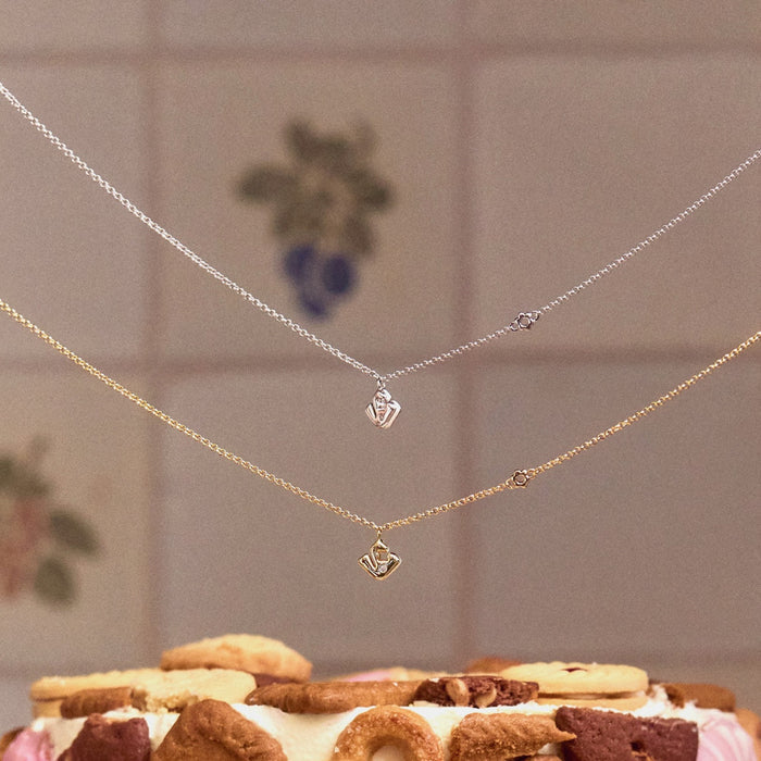 YVIS Butter Y Necklace