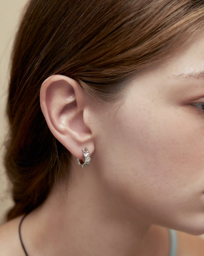 YVIS Crease Brass Hoop Earrings - FUNDAMENTAL Mitr X YVIS