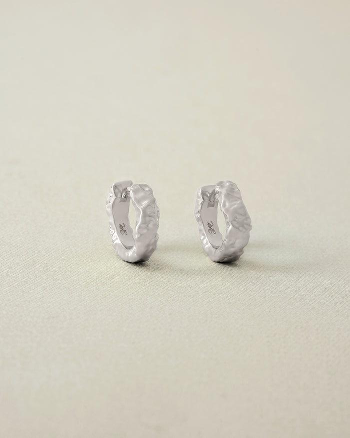 YVIS Crease Brass Hoop Earrings - FUNDAMENTAL Mitr X YVIS