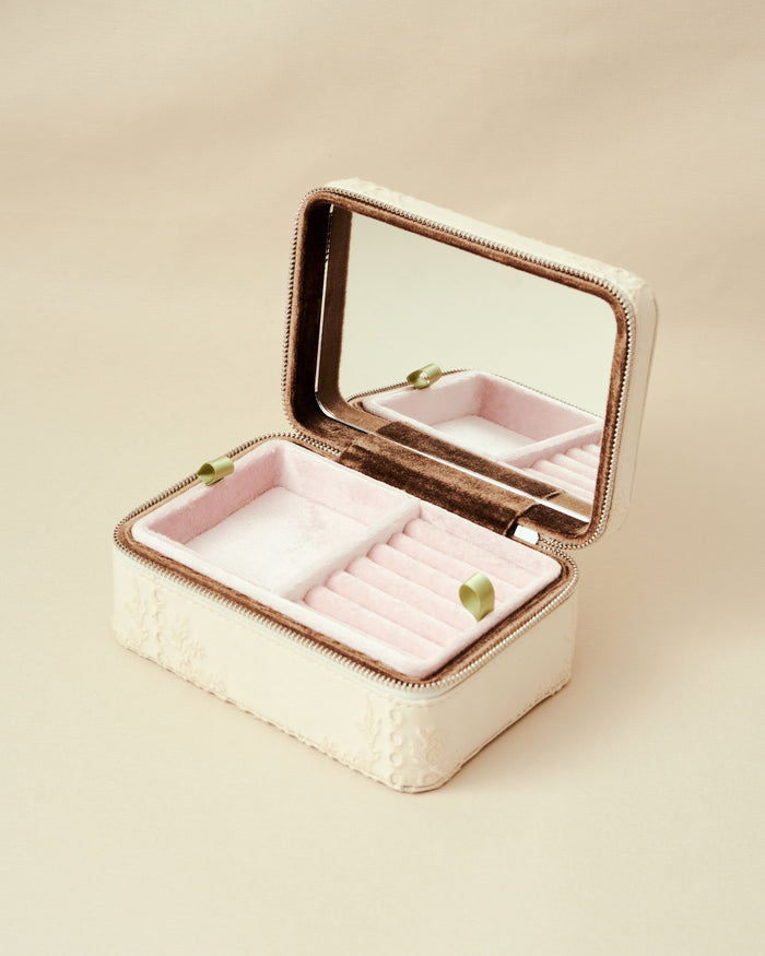 YVIS Grid Lace Tart Box - FUNDAMENTAL Mitr X YVIS