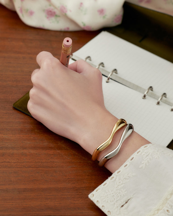 YVIS Liquid Bangle Brass Bracelet - FUNDAMENTAL Mitr X YVIS